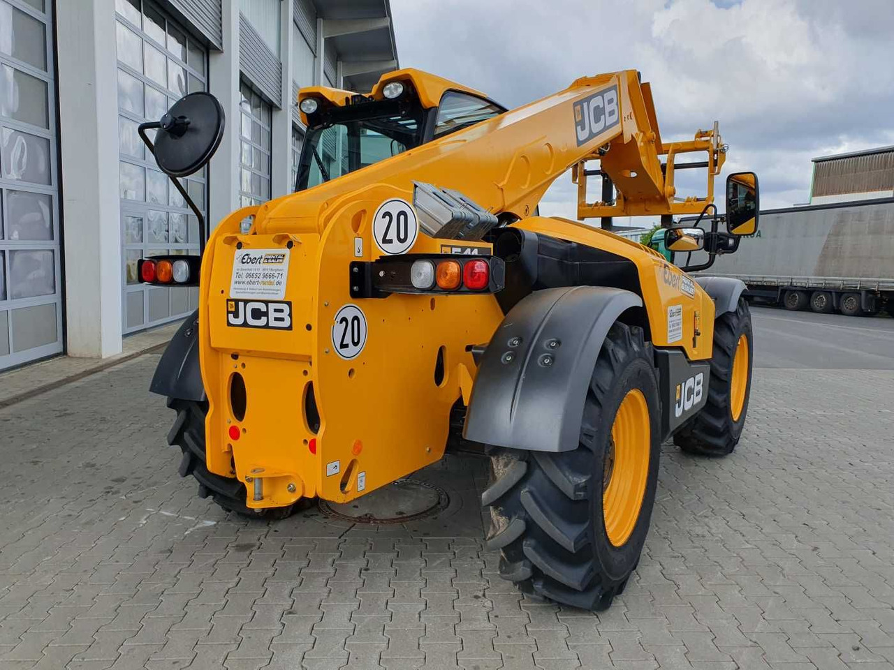 JCB 541-70 / nur 438h / 2022 / 4.100kg / 7m / 109PS - Chariot télescopique: photos 3 JCB 541-70 / nur 438h / 2022 / 4.100kg / 7m / 109PS - Chariot télescopique: photos 3