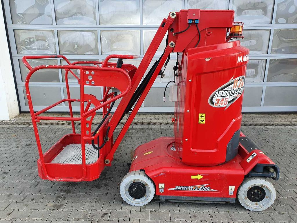 Magni AMWP 11.5-8100 / MJP11.5AC / 11,2m / 179h! Magni AMWP 11.5-8100 / MJP11.5AC / 11,2m / 179h! - Nacelle à mât vertical: photos 2 Magni AMWP 11.5-8100 / MJP11.5AC / 11,2m / 179h! Magni AMWP 11.5-8100 / MJP11.5AC / 11,2m / 179h! - Nacelle à mât vertical: photos 2