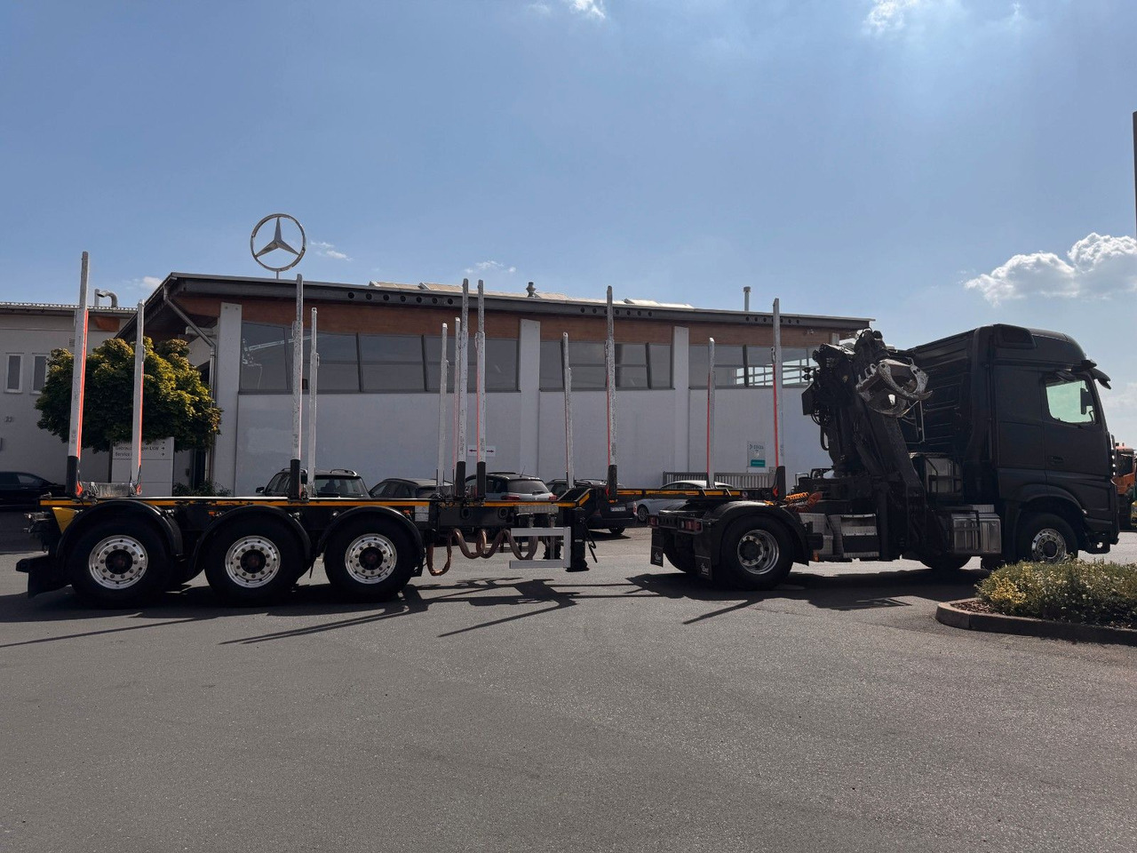 Mercedes-Benz Arocs 1853 LS 4x4 HAD Palfinger Q170Z96+Doll H3L - Camion grumier, Camion grue: photos 4 Mercedes-Benz Arocs 1853 LS 4x4 HAD Palfinger Q170Z96+Doll H3L - Camion grumier, Camion grue: photos 4