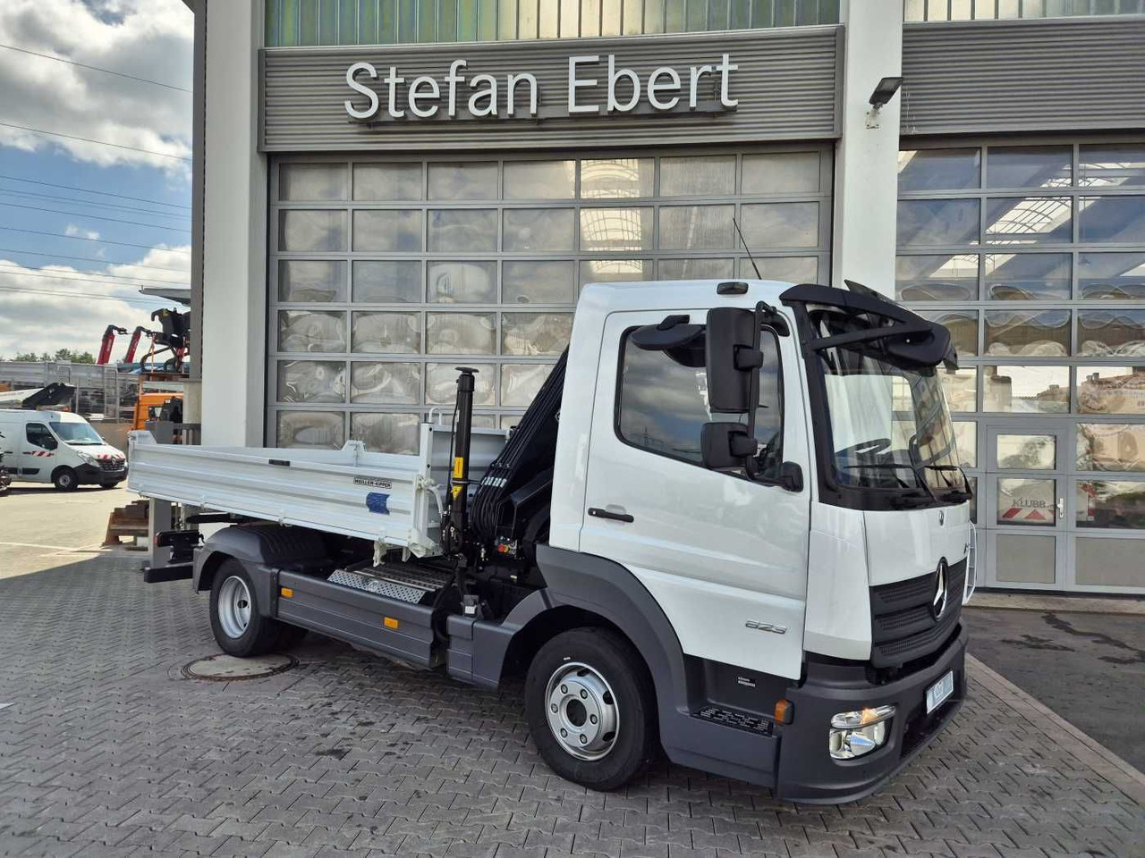 Mercedes-Benz Atego 823 KK Kipper+Kran+Funk+Greifersteuerung - Utilitaire benne: photos 3 Mercedes-Benz Atego 823 KK Kipper+Kran+Funk+Greifersteuerung - Utilitaire benne: photos 3