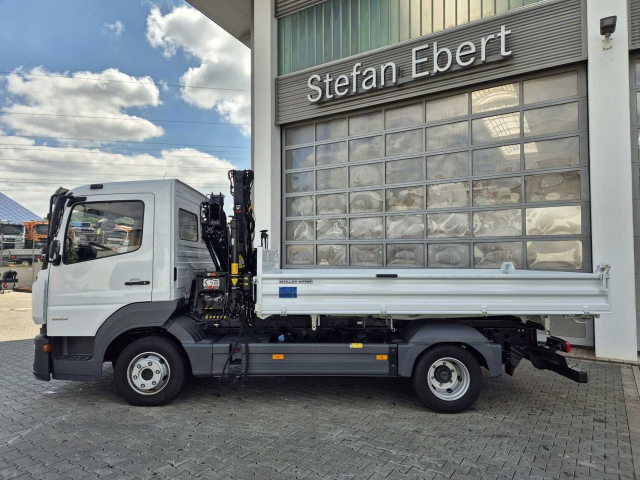 Mercedes-Benz Atego 823 KK Kipper+Kran+Funk+Greifersteuerung - Utilitaire benne: photos 4 Mercedes-Benz Atego 823 KK Kipper+Kran+Funk+Greifersteuerung - Utilitaire benne: photos 4