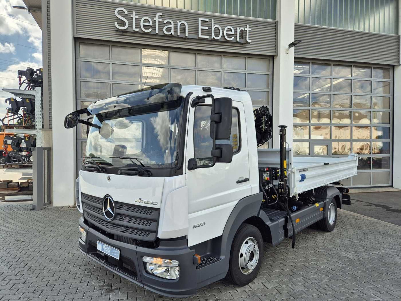 Mercedes-Benz Atego 823 KK Kipper+Kran+Funk+Greifersteuerung - Utilitaire benne: photos 2 Mercedes-Benz Atego 823 KK Kipper+Kran+Funk+Greifersteuerung - Utilitaire benne: photos 2
