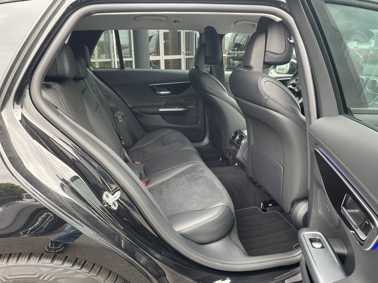 Voiture break Mercedes-Benz C 200 d T AMG+Night+360°+Digital+Memory+Keyless: photos 7 Voiture break Mercedes-Benz C 200 d T AMG+Night+360°+Digital+Memory+Keyless: photos 7