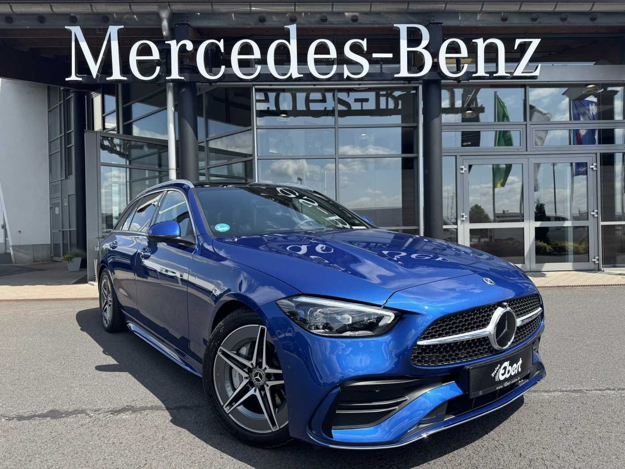 Mercedes-Benz C 200d AMG+Pano+Distr+Digital+AHK+HUD+360+IHC+ - Voiture: photos 1 Mercedes-Benz C 200d AMG+Pano+Distr+Digital+AHK+HUD+360+IHC+ - Voiture: photos 1