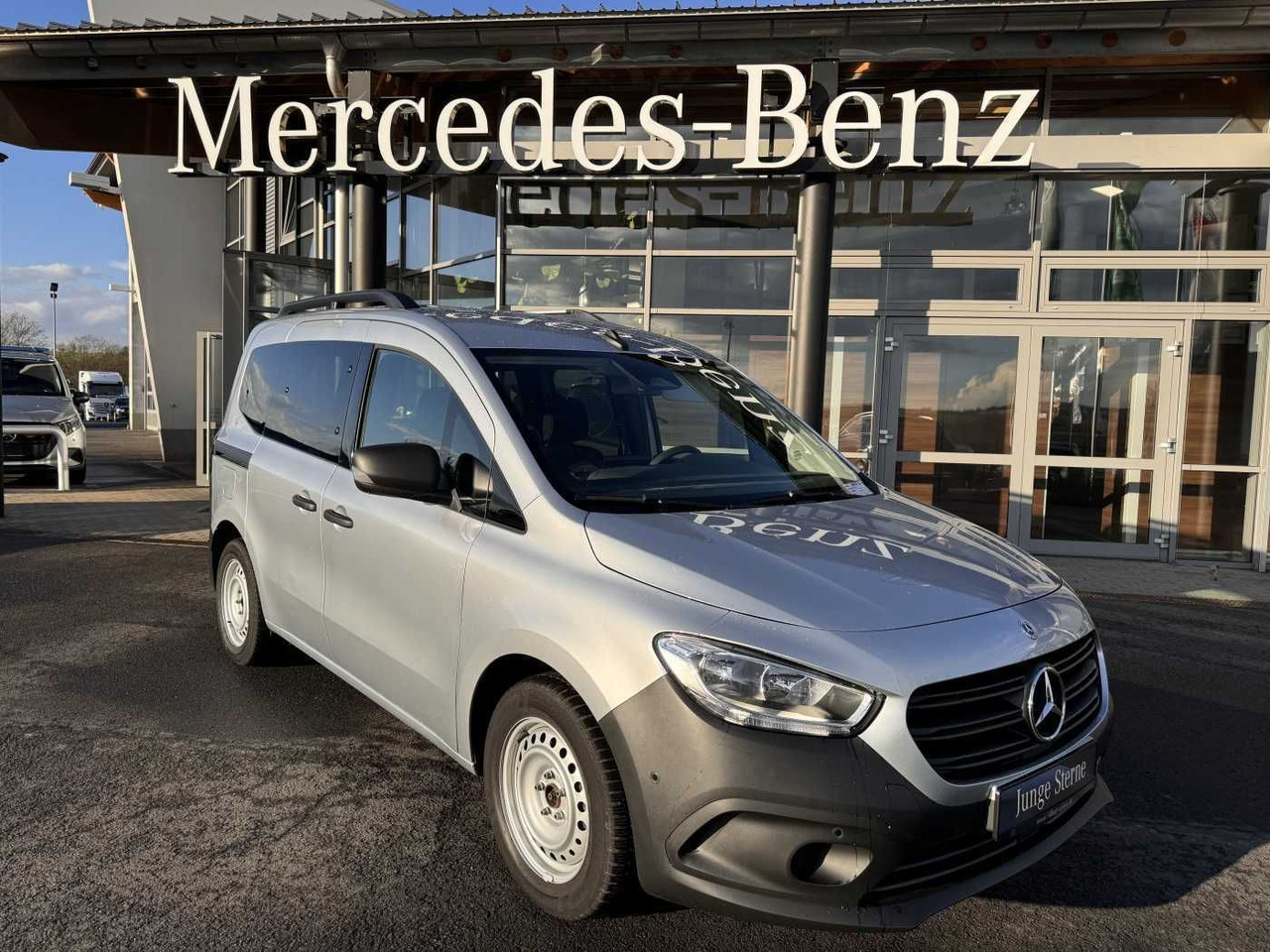 Mercedes-Benz Citan 110 CDI Tourer Klima AHK Kamera MBUX Tempo - Voiture: photos 1 Mercedes-Benz Citan 110 CDI Tourer Klima AHK Kamera MBUX Tempo - Voiture: photos 1