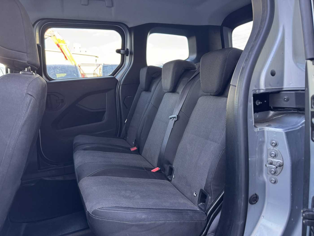 Voiture neuf Mercedes-Benz Citan 110 CDI Tourer Klima AHK Kamera MBUX Tempo: photos 8