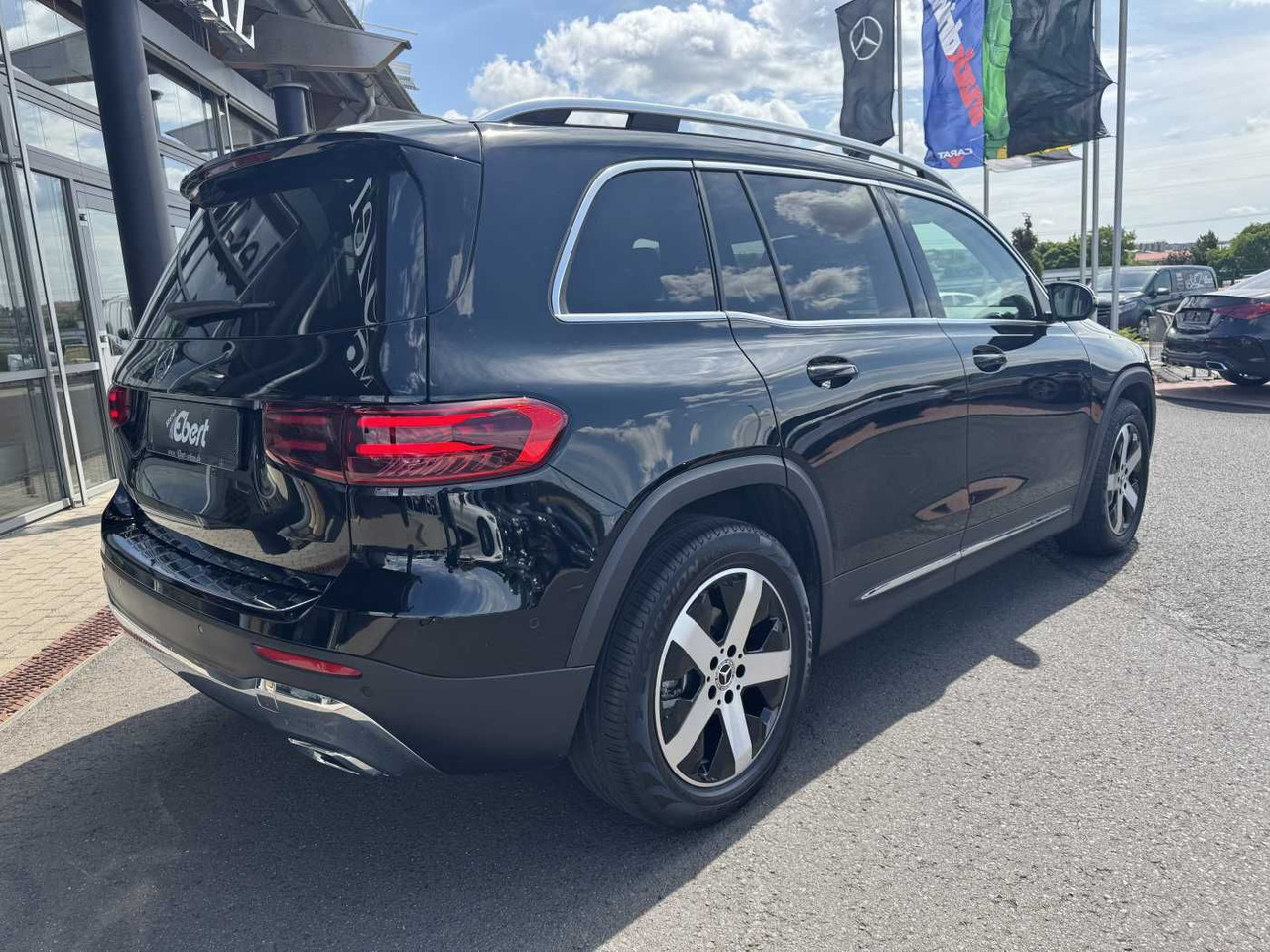 Mercedes-Benz GLB 180 Progressive+AHK+RKamera+LED+ IHC+DAB - SUV: photos 4 Mercedes-Benz GLB 180 Progressive+AHK+RKamera+LED+ IHC+DAB - SUV: photos 4