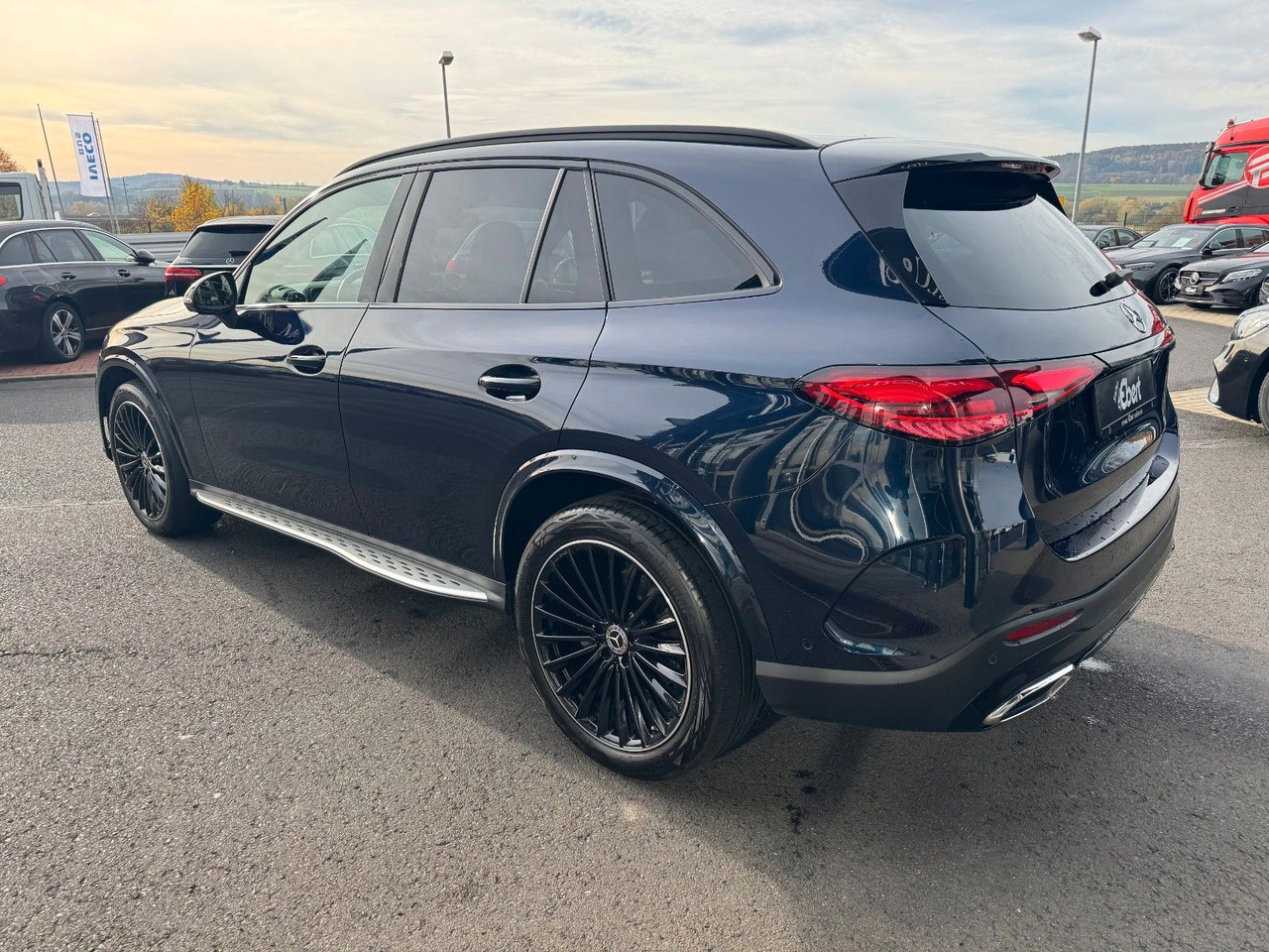 Mercedes-Benz GLC 300 4M+AMG+Pano+Burm+360+Memory - SUV: photos 3 Mercedes-Benz GLC 300 4M+AMG+Pano+Burm+360+Memory - SUV: photos 3