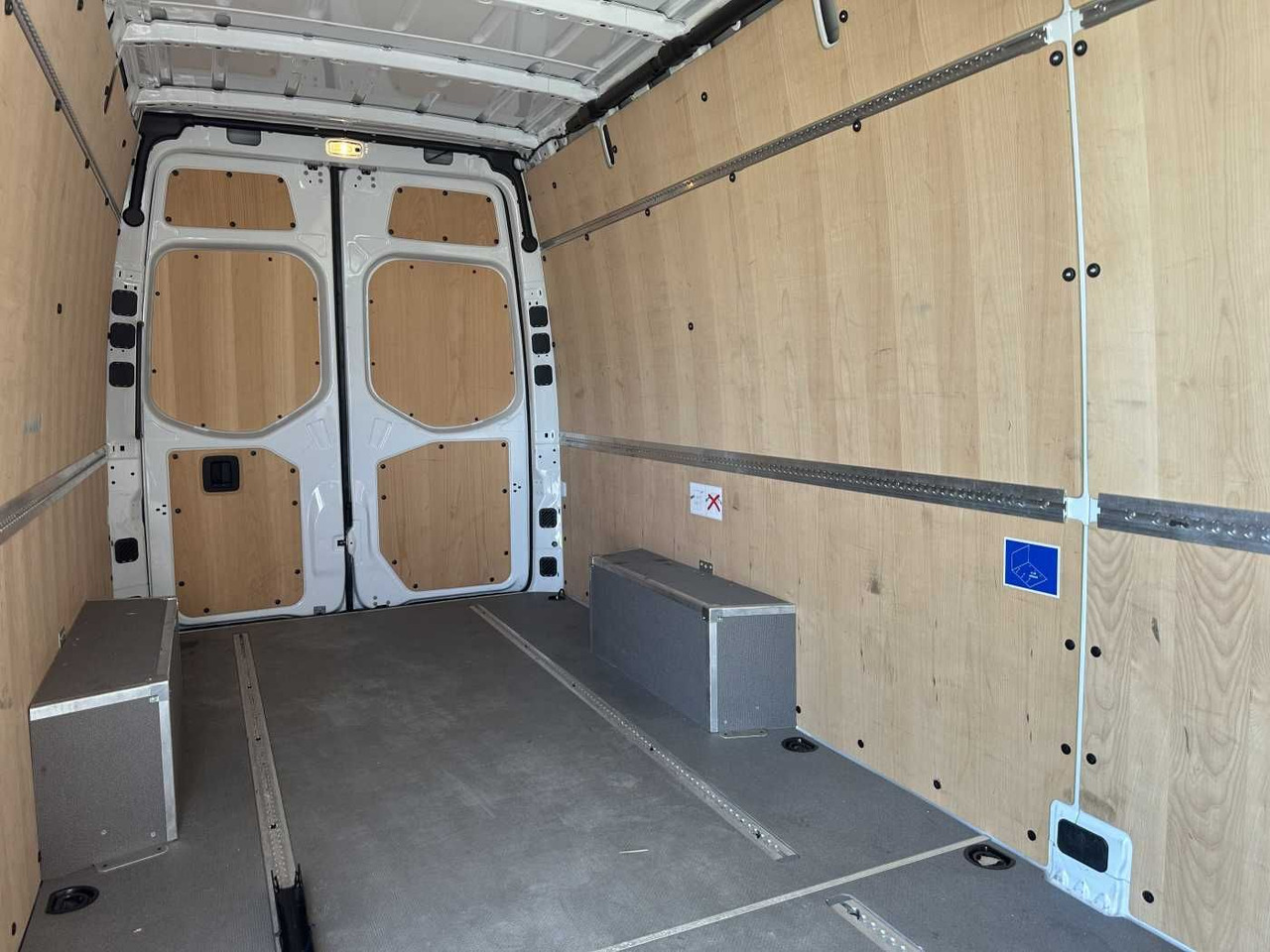 Fourgon utilitaire Mercedes-Benz Sprinter 317 CDI 4325 9G Klima Kamera Schwing: photos 8