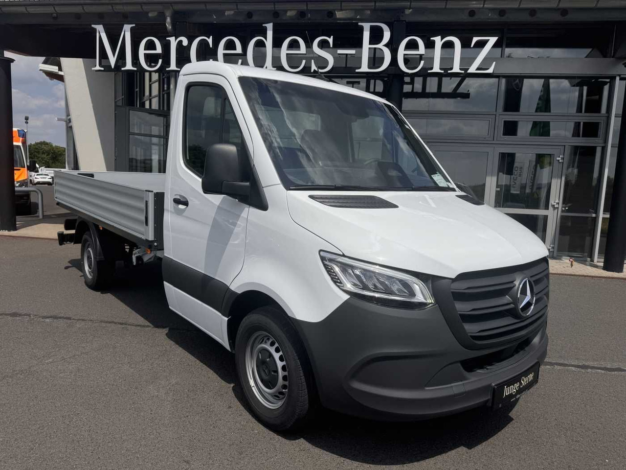 Mercedes-Benz Sprinter 317 CDI 9G 3665 Klima Kamera AHK LED - Fourgon plateau: photos 1 Mercedes-Benz Sprinter 317 CDI 9G 3665 Klima Kamera AHK LED - Fourgon plateau: photos 1