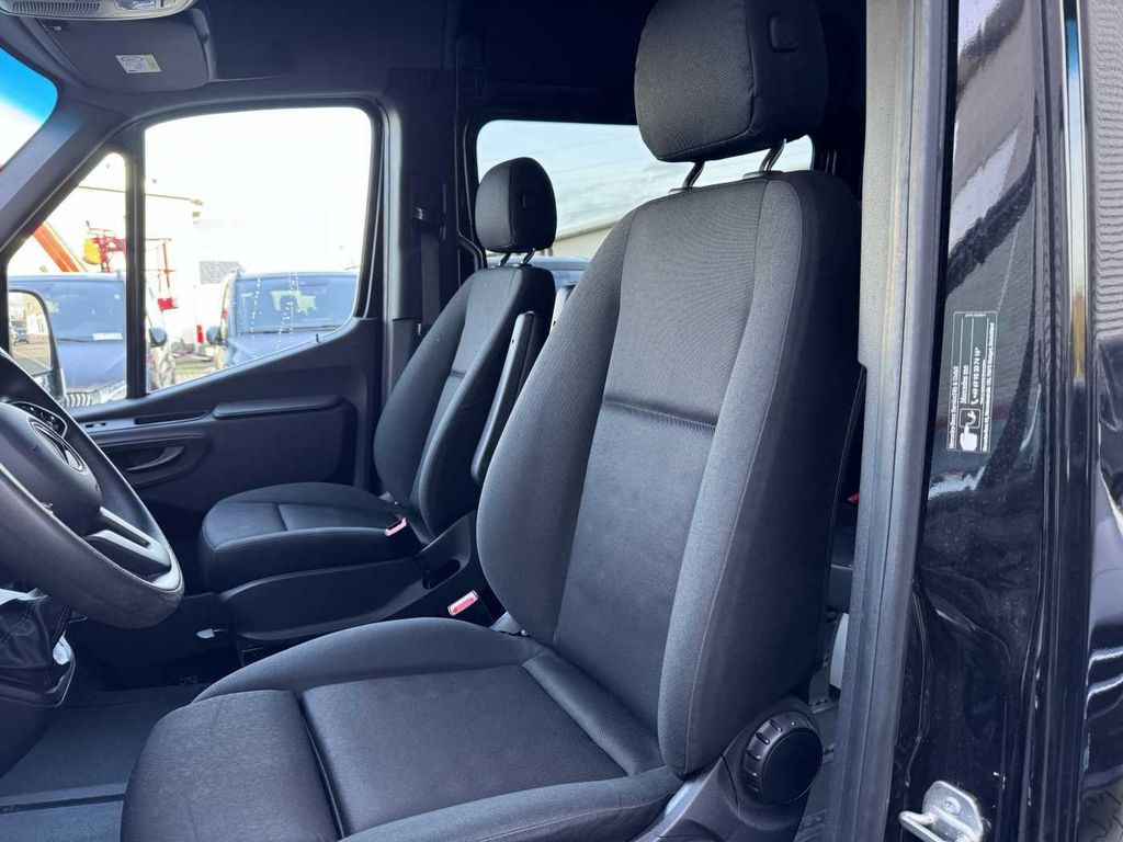 Ambulance Mercedes-Benz Sprinter 317 CDI Rollstuhl-/Behinderten-Lift AMF: photos 12
