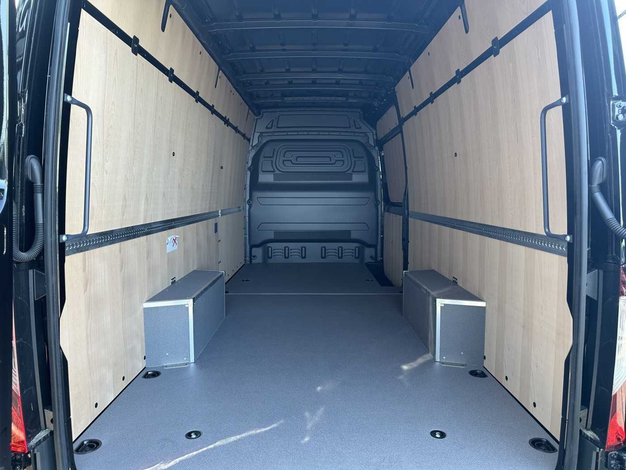 Fourgon utilitaire Mercedes-Benz Sprinter 319 CDI 4325 AHK DISTRONIC 360 Klima: photos 7