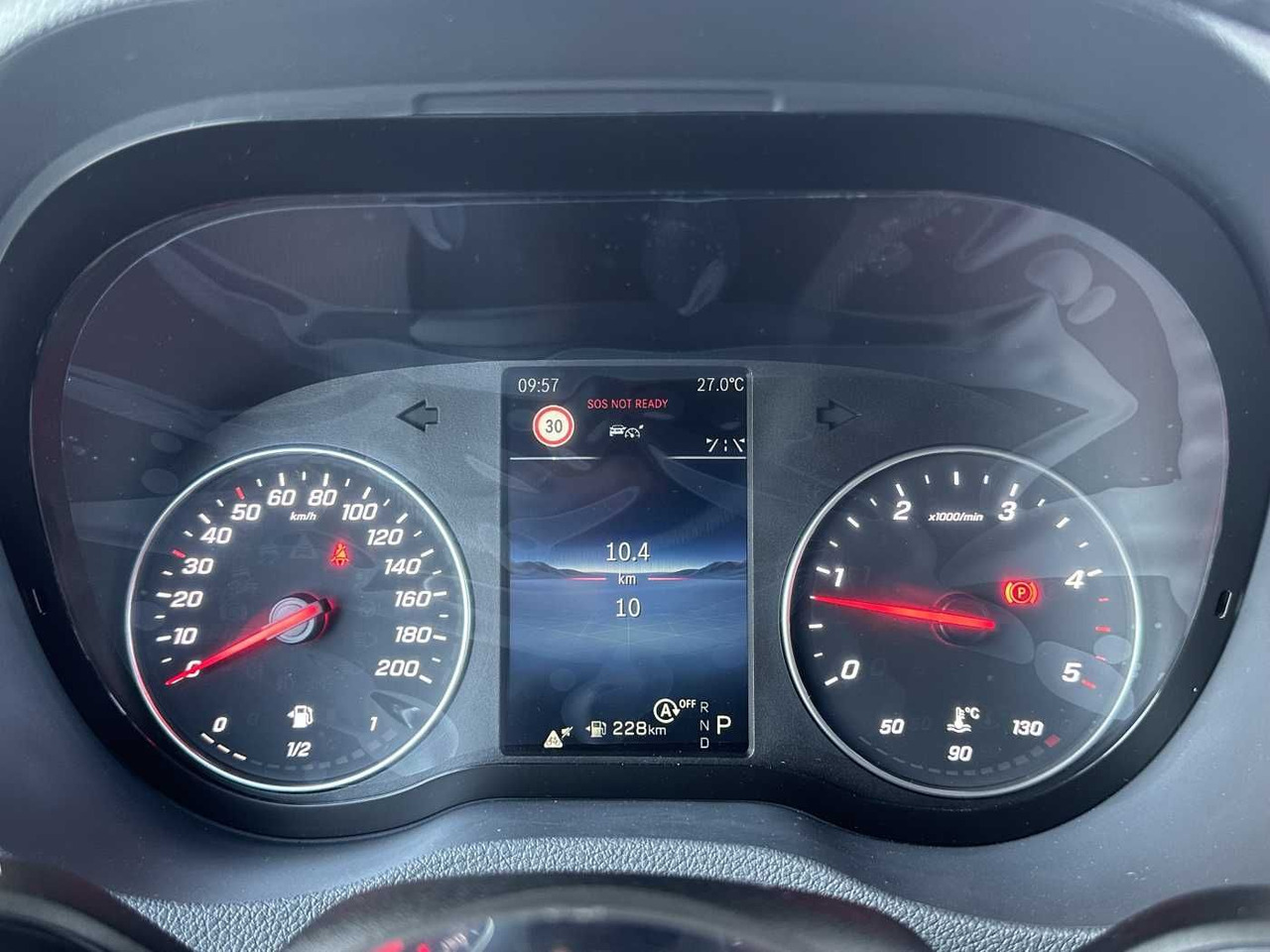 Fourgon utilitaire Mercedes-Benz Sprinter 319 CDI 4325 AHK DISTRONIC 360 Klima: photos 12 Fourgon utilitaire Mercedes-Benz Sprinter 319 CDI 4325 AHK DISTRONIC 360 Klima: photos 12