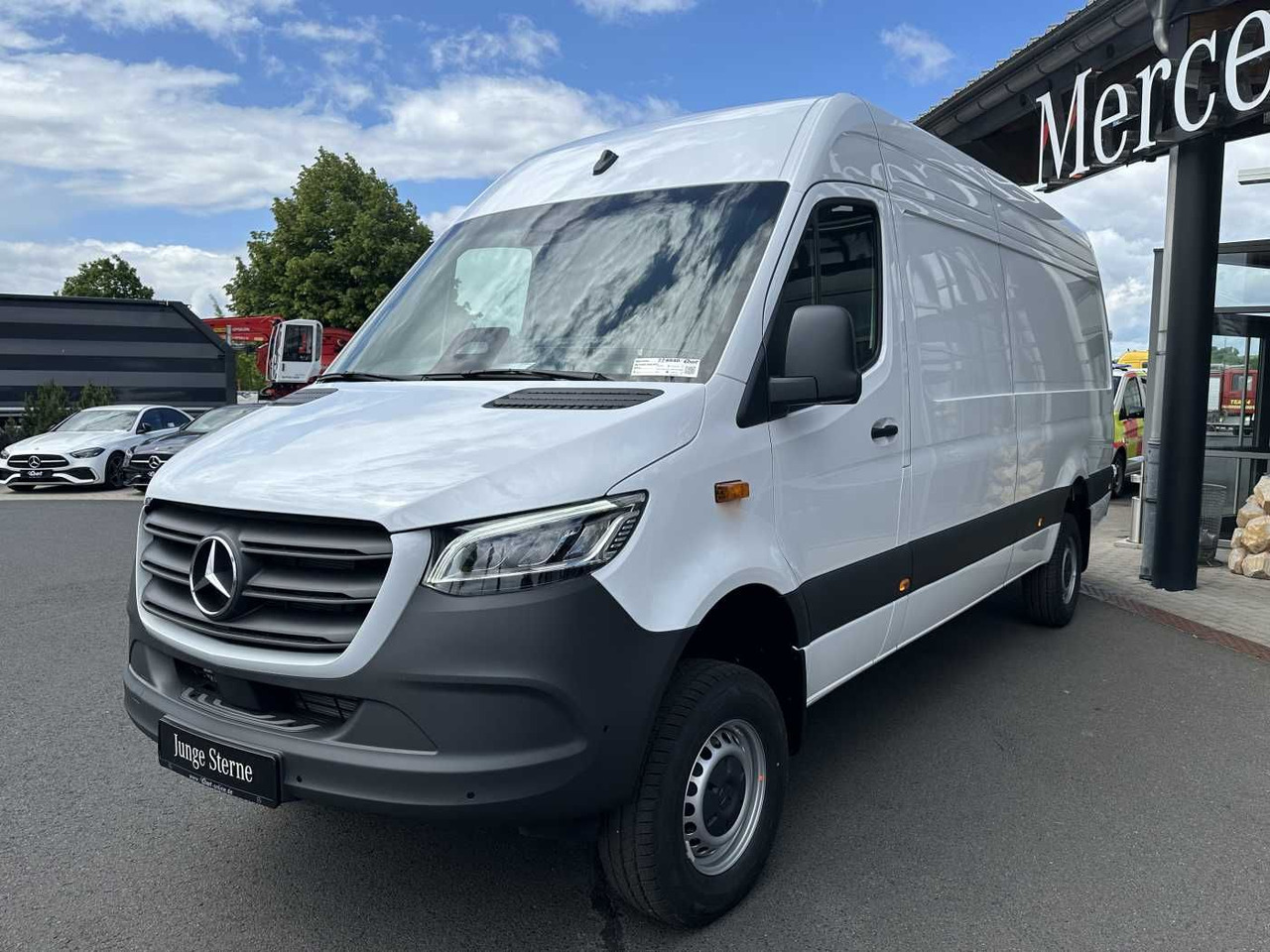 Mercedes-Benz Sprinter 319 CDI 4x4 4325 Kamera LED SHZ MBUX - Fourgon utilitaire: photos 3 Mercedes-Benz Sprinter 319 CDI 4x4 4325 Kamera LED SHZ MBUX - Fourgon utilitaire: photos 3