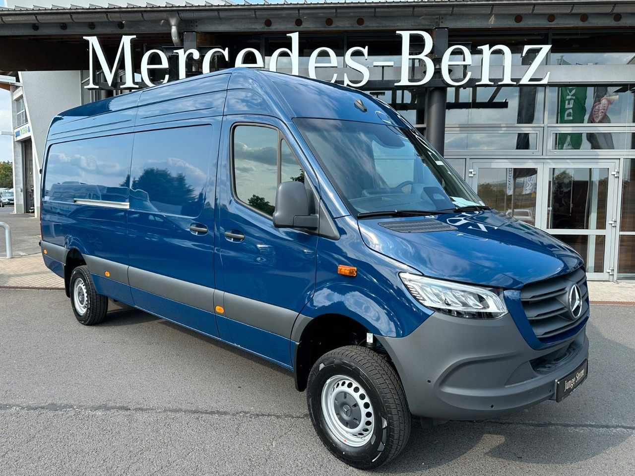 Fourgon utilitaire Mercedes-Benz Sprinter 319 CDI 4x4 4325 Klima LED MBUX Kamera: photos 1