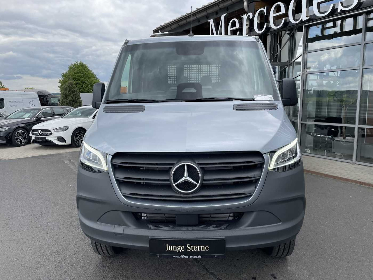 Mercedes-Benz Sprinter 319 CDI 4x4 DoKa Klima Stdheiz AHK LED - Fourgon plateau: photos 2 Mercedes-Benz Sprinter 319 CDI 4x4 DoKa Klima Stdheiz AHK LED - Fourgon plateau: photos 2