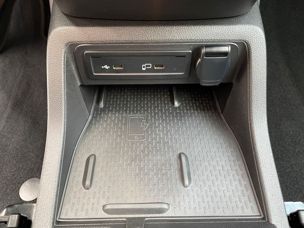 Voiture Mercedes-Benz T 180 Power Plus Autom Kamera AHK LED MBUX: photos 19
