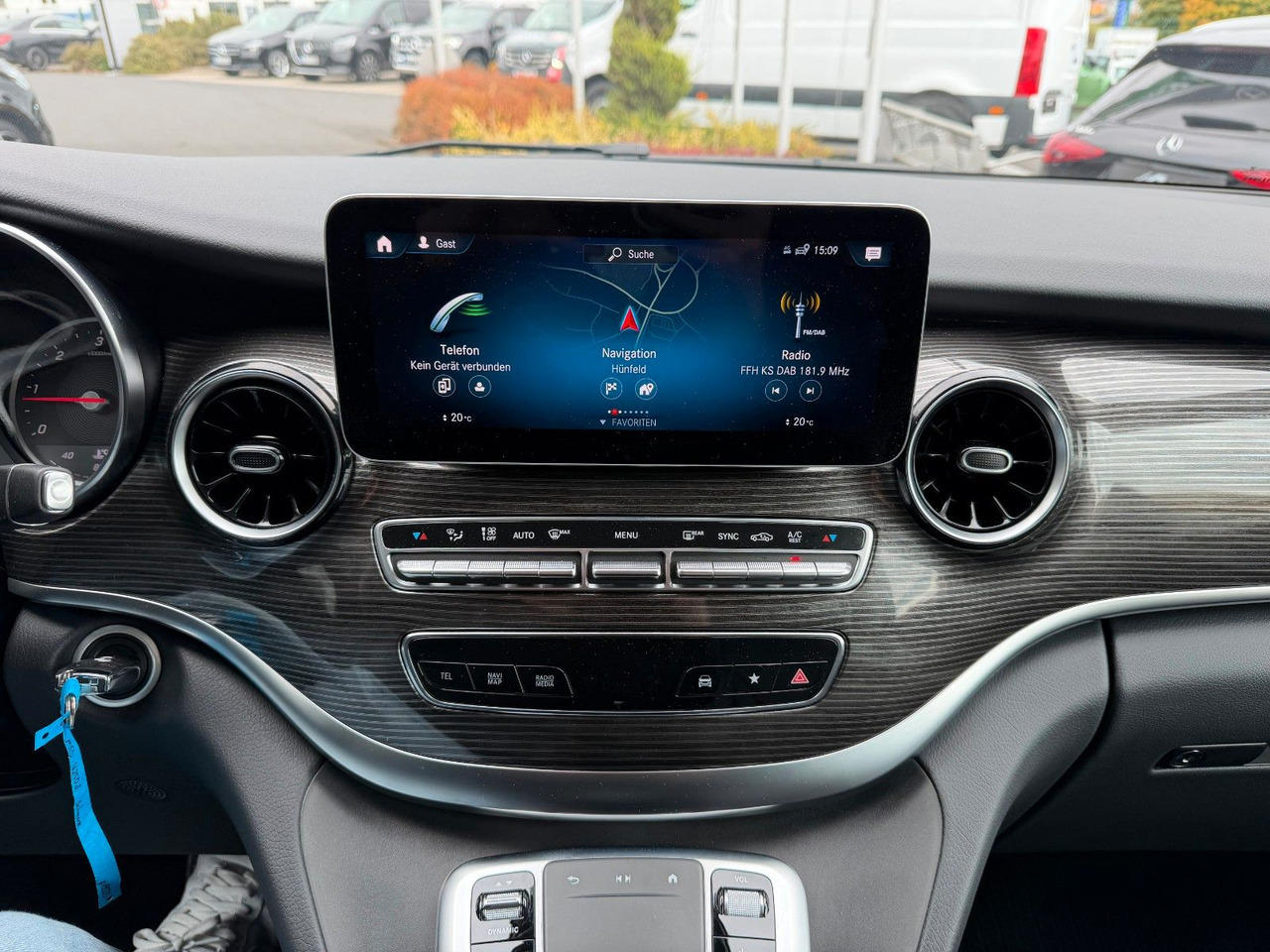 Voiture break Mercedes-Benz V 250 AVANTGARDE ED AHK Tisch 6Sitze: photos 22