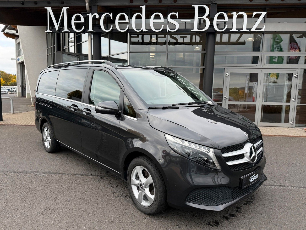 Mercedes-Benz V 250 AVANTGARDE ED AHK Tisch 6Sitze - Voiture break: photos 1 Mercedes-Benz V 250 AVANTGARDE ED AHK Tisch 6Sitze - Voiture break: photos 1