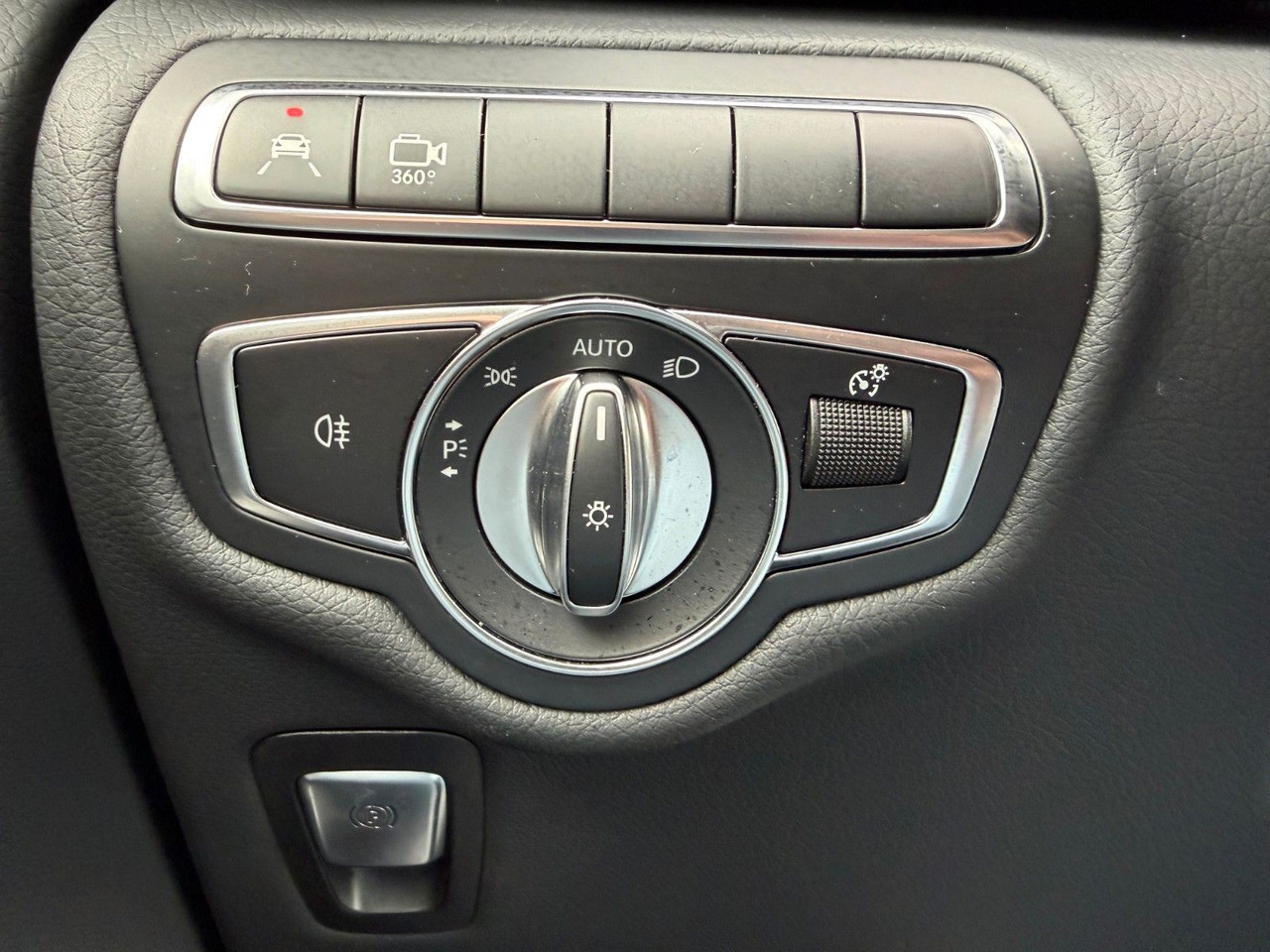 Voiture break Mercedes-Benz V 250 AVANTGARDE ED AHK Tisch 6Sitze: photos 20