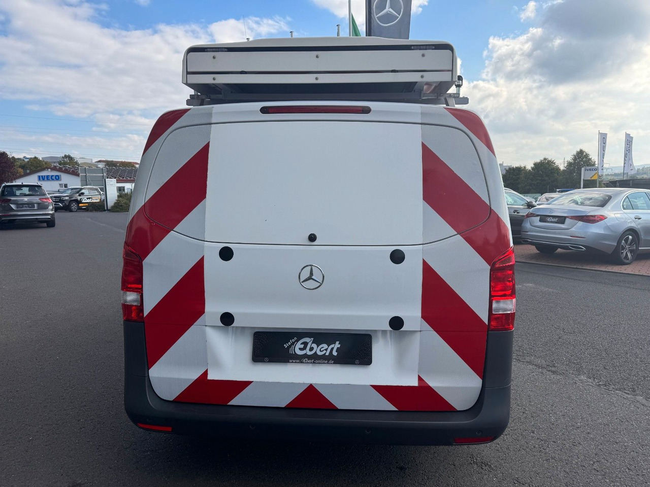 Mercedes-Benz Vito 114 CDI Tourer Begleitfahrzeug BF3+ / WVZ - Transport de personnes: photos 5 Mercedes-Benz Vito 114 CDI Tourer Begleitfahrzeug BF3+ / WVZ - Transport de personnes: photos 5