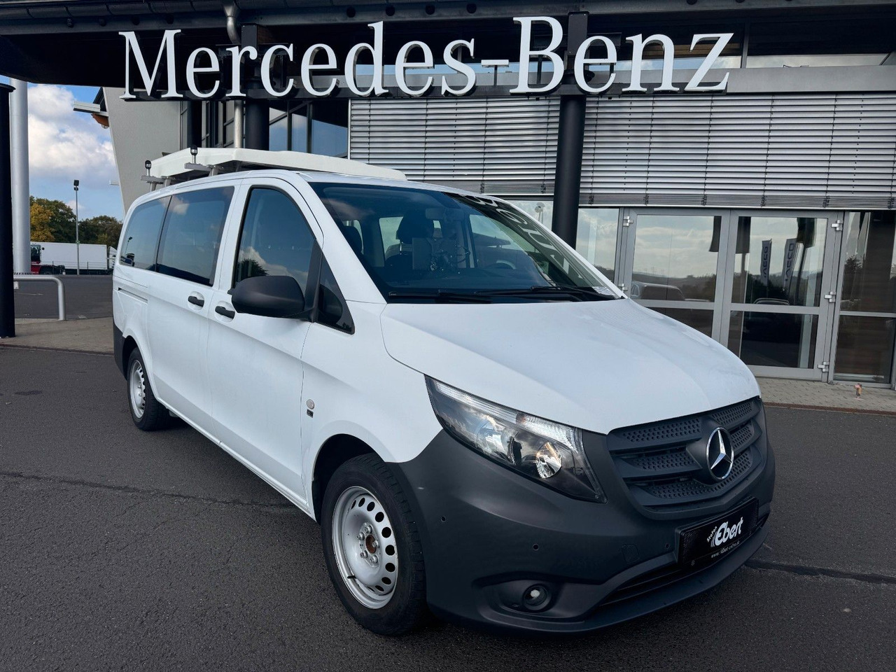 Mercedes-Benz Vito 114 CDI Tourer Begleitfahrzeug BF3+ / WVZ - Transport de personnes: photos 1 Mercedes-Benz Vito 114 CDI Tourer Begleitfahrzeug BF3+ / WVZ - Transport de personnes: photos 1