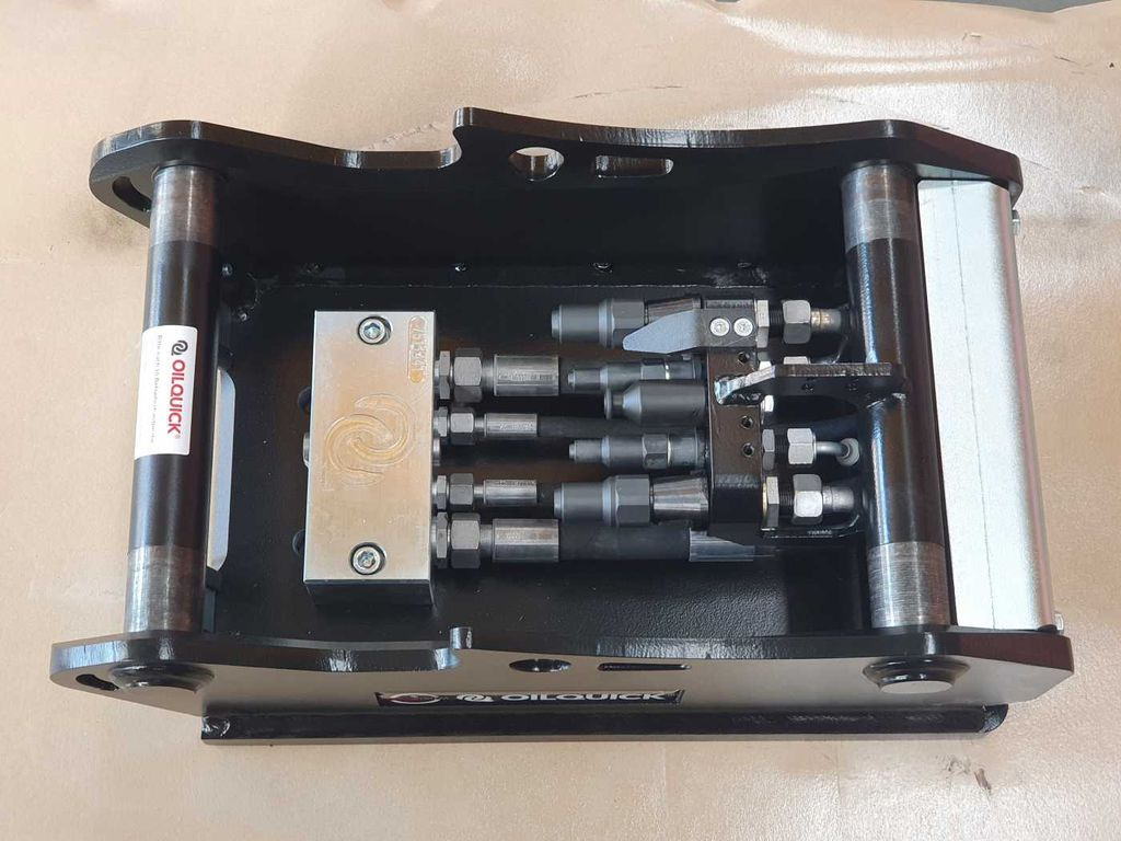OilQuick OQ45-5 Adapterplatte für Westtech &mehr - Attache rapide: photos 1 OilQuick OQ45-5 Adapterplatte für Westtech &mehr - Attache rapide: photos 1
