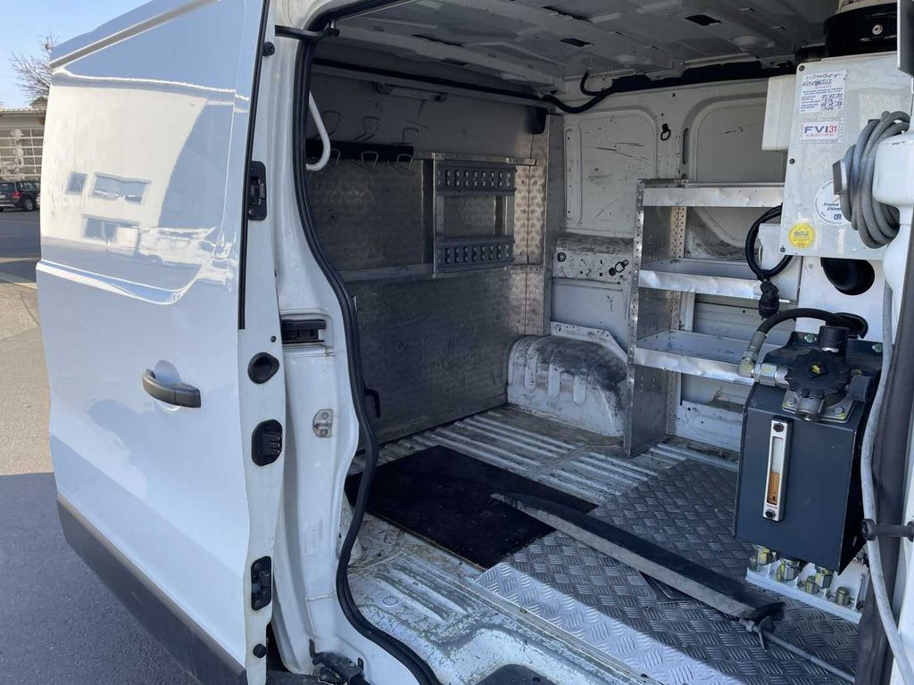 Camion avec nacelle, Véhicule utilitaire Renault Trafic dCi 120 L1H1 / France Elavateur 091F 9m: photos 8