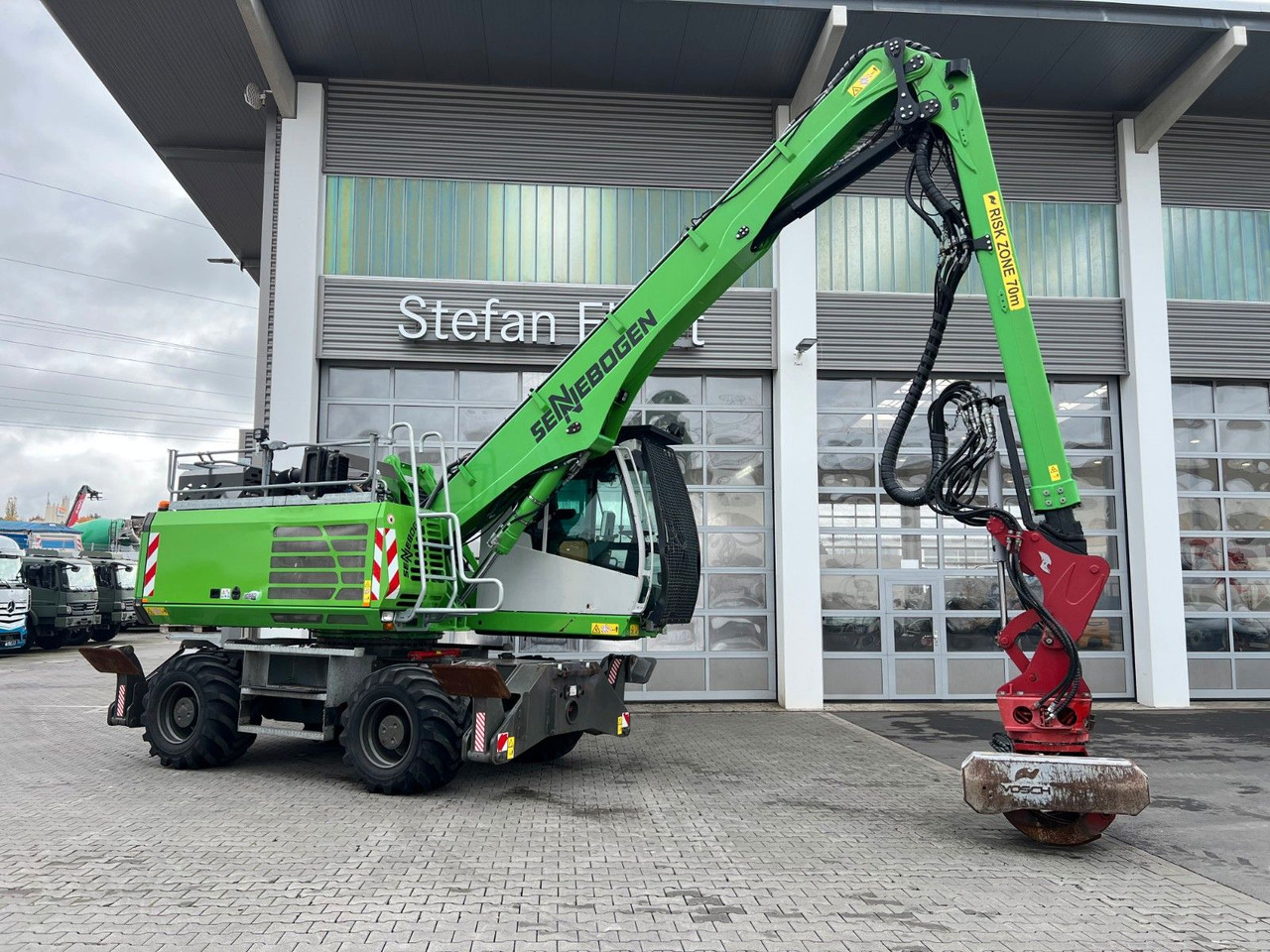 Sennebogen 718 / inkl. Vosch Fällzange / nur 1.965h! - Pelle sur pneus: photos 2 Sennebogen 718 / inkl. Vosch Fällzange / nur 1.965h! - Pelle sur pneus: photos 2