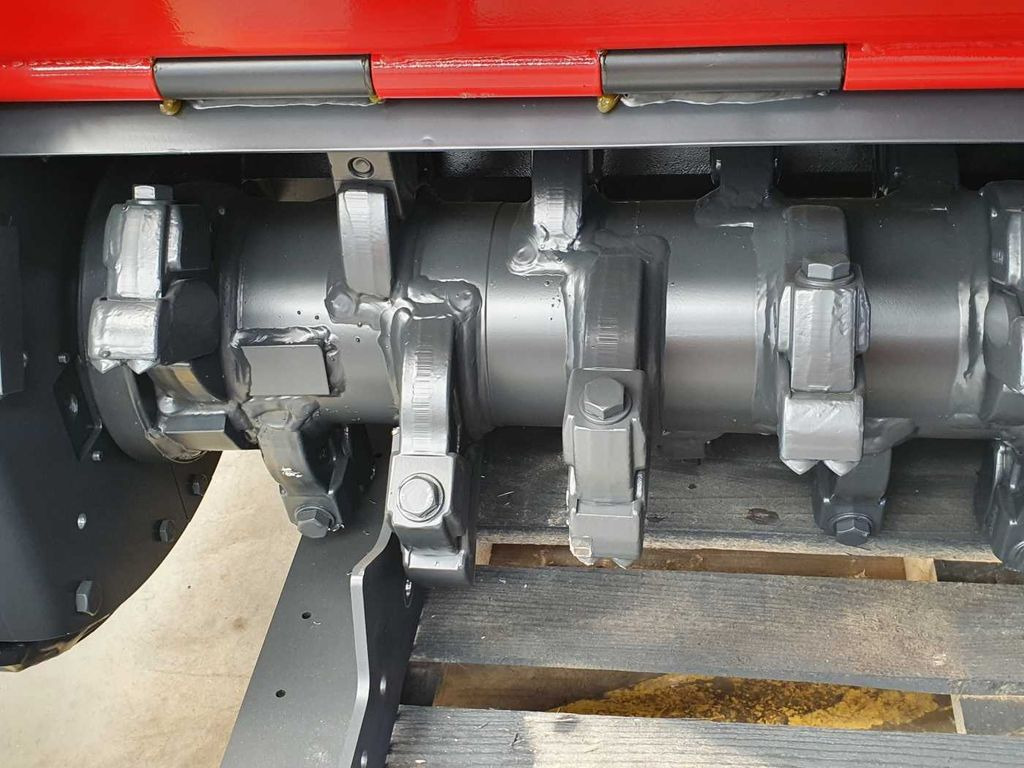 Seppi M. BMS-F 125 Forstmulcher 10-20t Drehmotor  - crédit-bail Seppi M. BMS-F 125 Forstmulcher 10-20t Drehmotor: photos 11