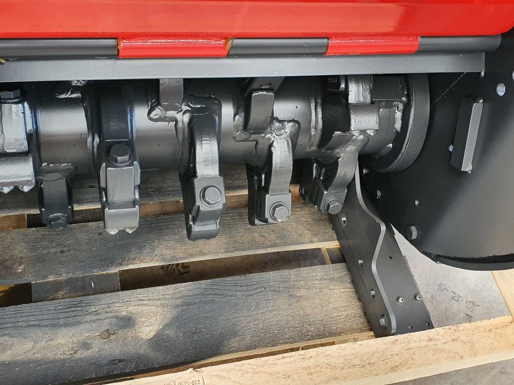 Seppi M. BMS-F 125 Forstmulcher 10-20t Drehmotor  - crédit-bail Seppi M. BMS-F 125 Forstmulcher 10-20t Drehmotor: photos 10