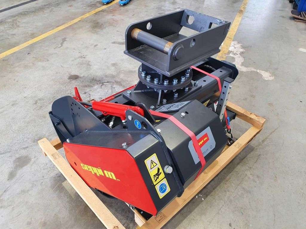 Seppi M. MINI-BMS 105 / Forstmulcher / CUT CONTR - Broyeur forestier: photos 3 Seppi M. MINI-BMS 105 / Forstmulcher / CUT CONTR - Broyeur forestier: photos 3