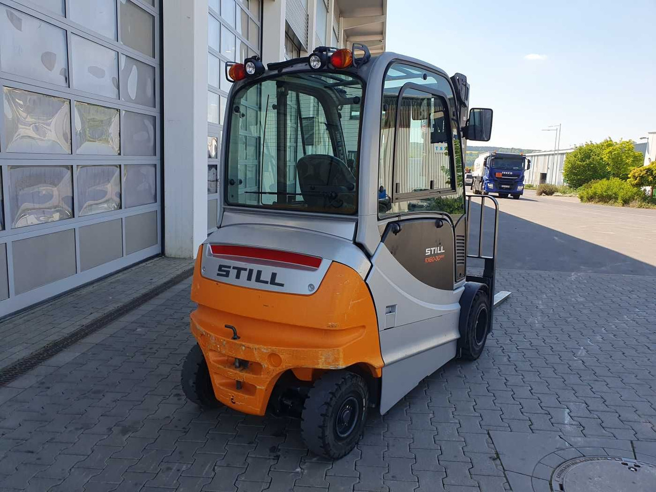 Still RX60-30L/600 - Triplex: 4.6m / Waage /nur 1.629h - Chariot élévateur électrique: photos 4 Still RX60-30L/600 - Triplex: 4.6m / Waage /nur 1.629h - Chariot élévateur électrique: photos 4