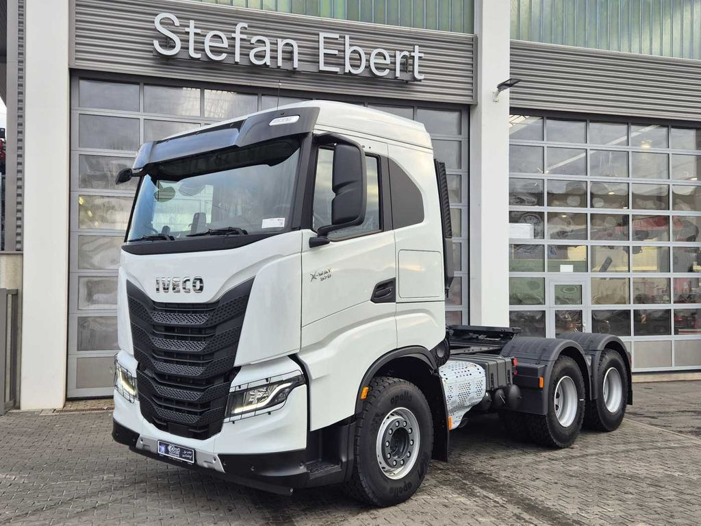 Iveco X-Way AS440X57TZ/P ON+ 6x4 Intarder Bett - Tracteur routier: photos 1 Iveco X-Way AS440X57TZ/P ON+ 6x4 Intarder Bett - Tracteur routier: photos 1
