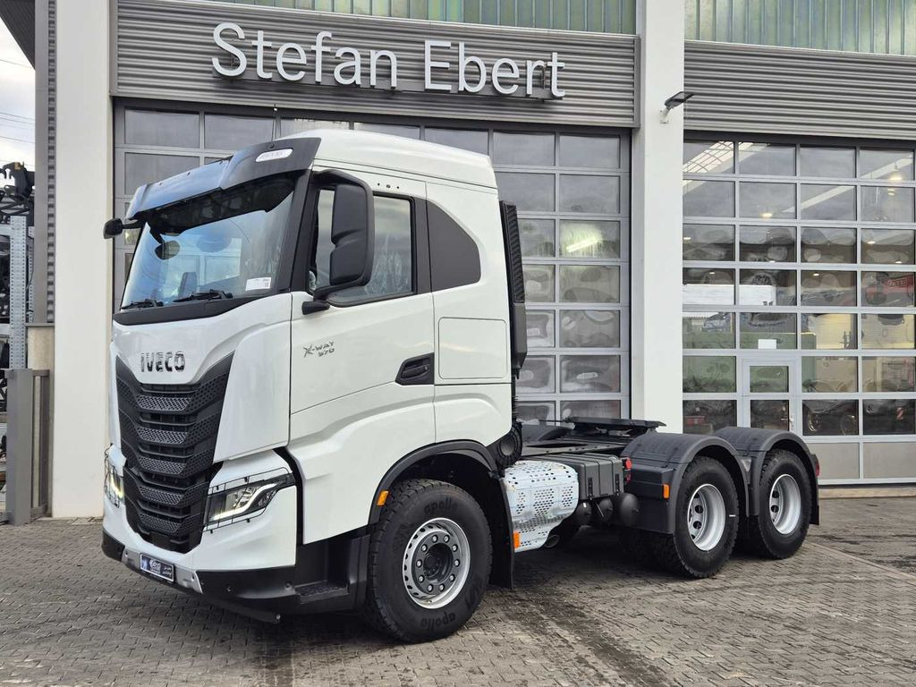 Iveco X-Way AS440X57TZ/P ON+ 6x4 Intarder Bett - Tracteur routier: photos 3 Iveco X-Way AS440X57TZ/P ON+ 6x4 Intarder Bett - Tracteur routier: photos 3