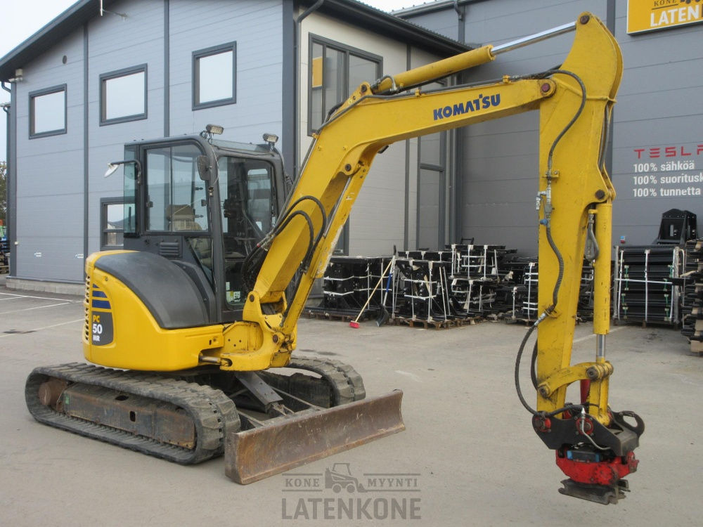 Komatsu PC50MR PETOKSELLA VIETY LÖYTÖPALKKIO STOLEN - Pelle sur chenille: photos 2 Komatsu PC50MR PETOKSELLA VIETY LÖYTÖPALKKIO STOLEN - Pelle sur chenille: photos 2