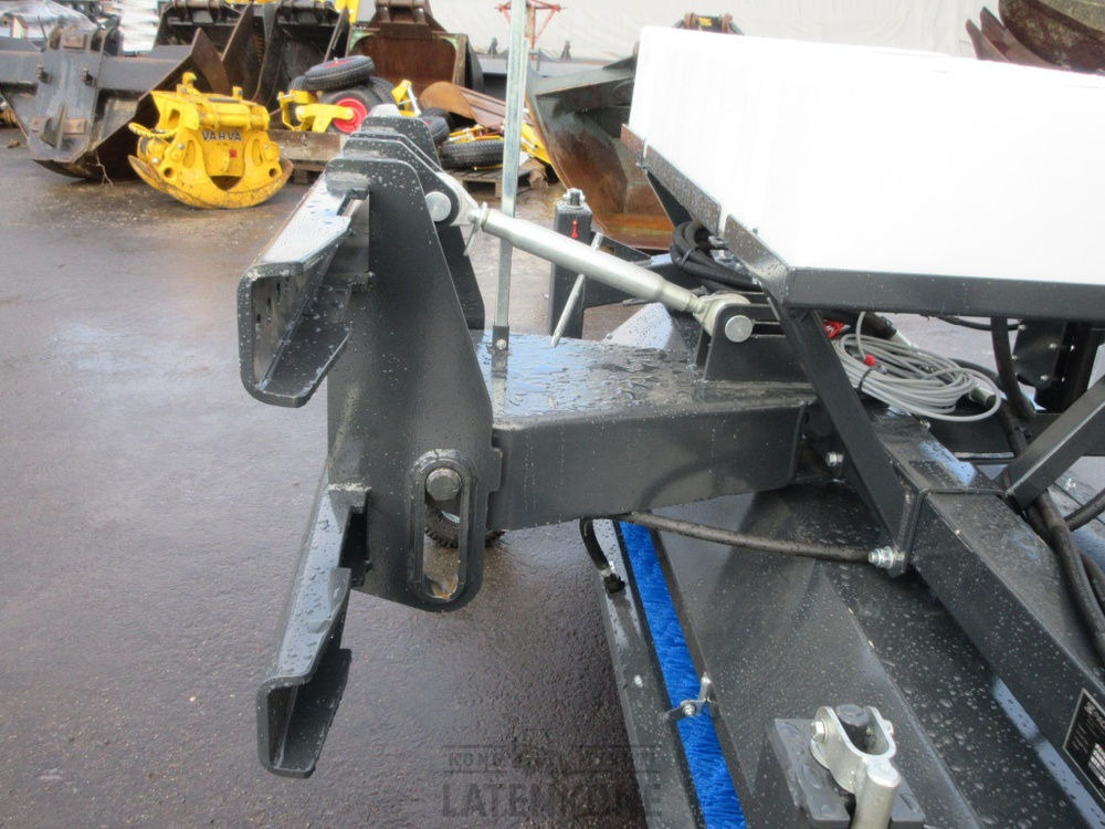 Brosse pour Engins de chantier Padagas Keräävä harjalaite PI-21BH: photos 20