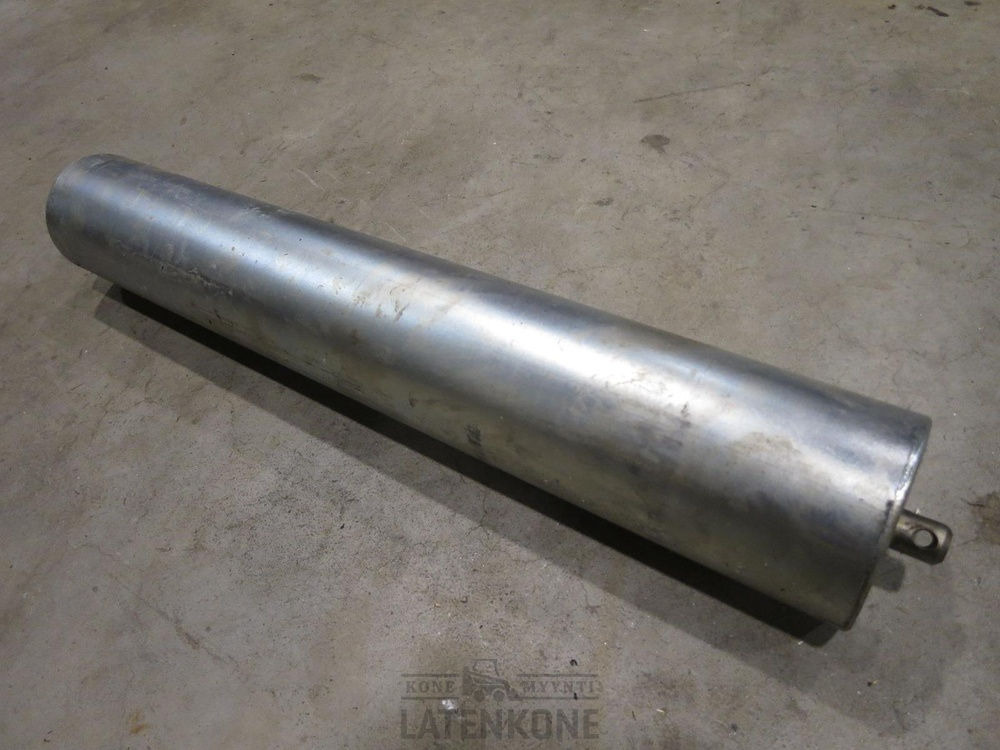 Pièces de rechange pour Concasseur Metso Conveyor roller 108-20Cx670 496446-1 Kuljetinrulla: photos 1