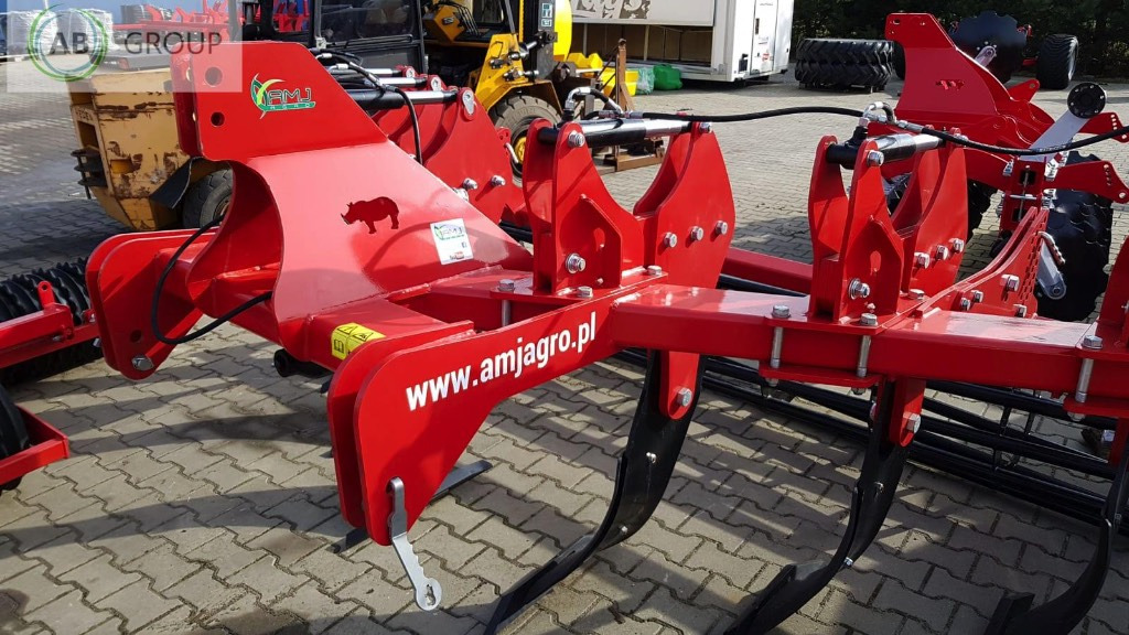 AMJ Agro subsoiler 3 m - Décompacteur: photos 4 AMJ Agro subsoiler 3 m - Décompacteur: photos 4