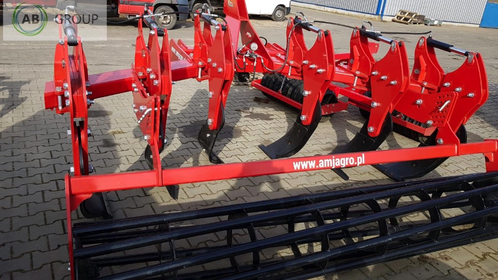 AMJ Agro subsoiler 3 m - Décompacteur: photos 5 AMJ Agro subsoiler 3 m - Décompacteur: photos 5