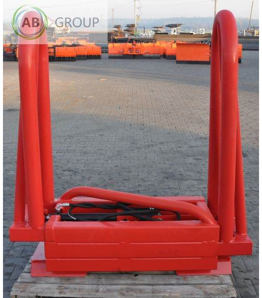 METAL-TECHNIK chwytak do bel prostokątnych - Accessoire pour Machine agricole: photos 5 METAL-TECHNIK chwytak do bel prostokątnych - Accessoire pour Machine agricole: photos 5