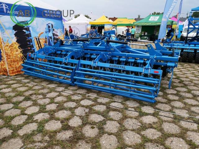 Agristal BTH hydraulic folding disc harrow 4.5 m - Herse: photos 1 Agristal BTH hydraulic folding disc harrow 4.5 m - Herse: photos 1