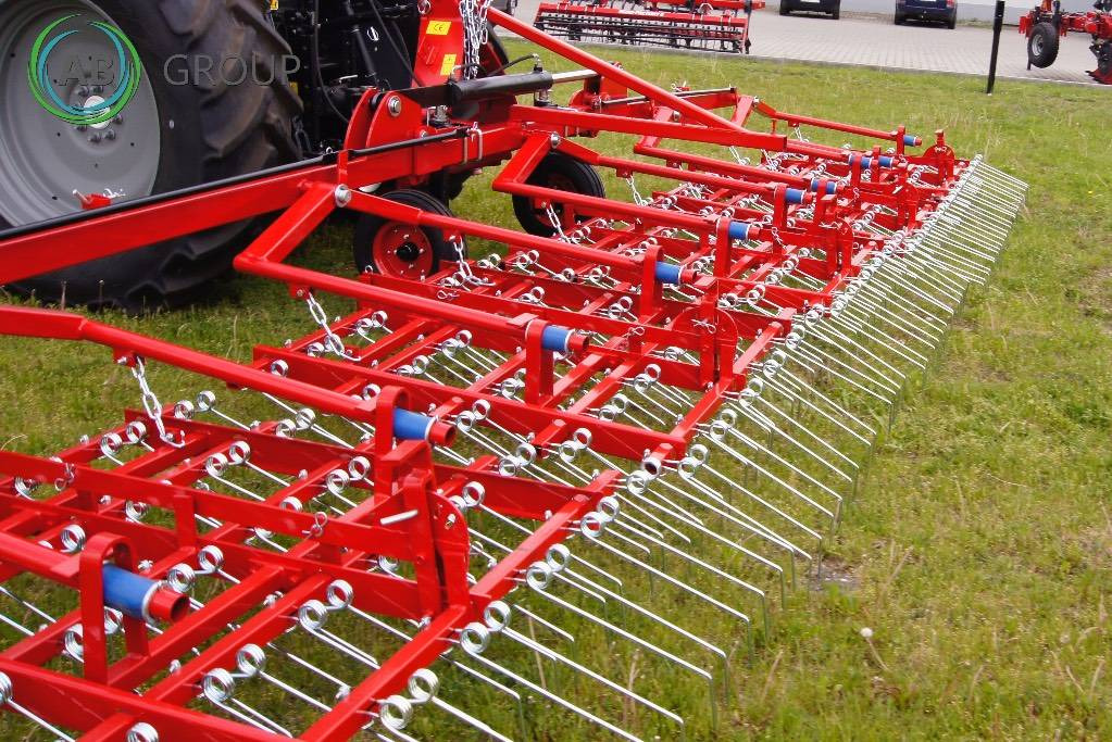 Agro-Factory II Weeder harrow IZAK AFR4/9,0H, 9m - Herse étrille: photos 4 Agro-Factory II Weeder harrow IZAK AFR4/9,0H, 9m - Herse étrille: photos 4