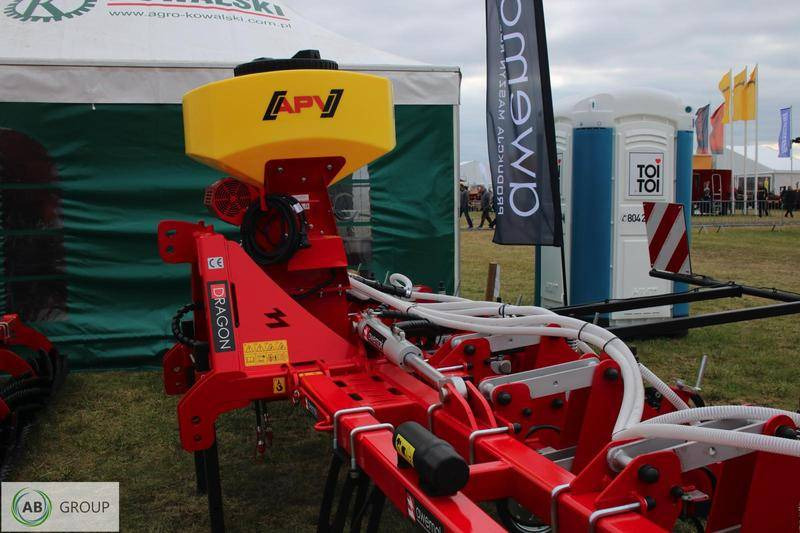 Awemak DRAGON TP 9 hydraulic folding inter-row cultivator - Outils du sol: photos 5 Awemak DRAGON TP 9 hydraulic folding inter-row cultivator - Outils du sol: photos 5