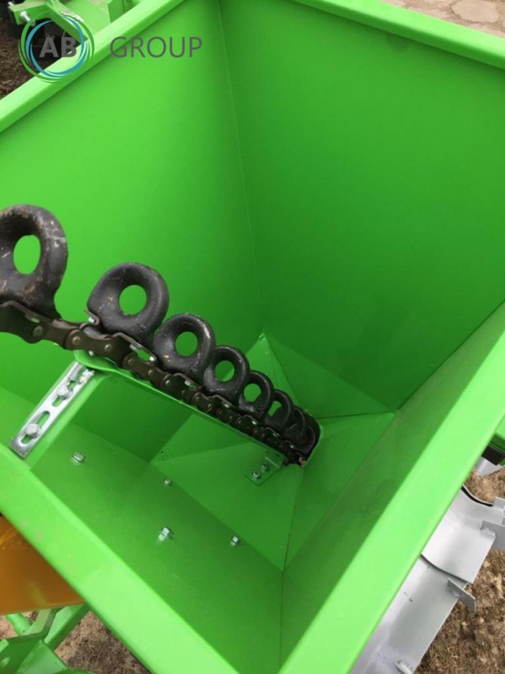 Bomet single-row potato planter Gemini S 239/2 - Planteuse de pommes de terre: photos 5 Bomet single-row potato planter Gemini S 239/2 - Planteuse de pommes de terre: photos 5