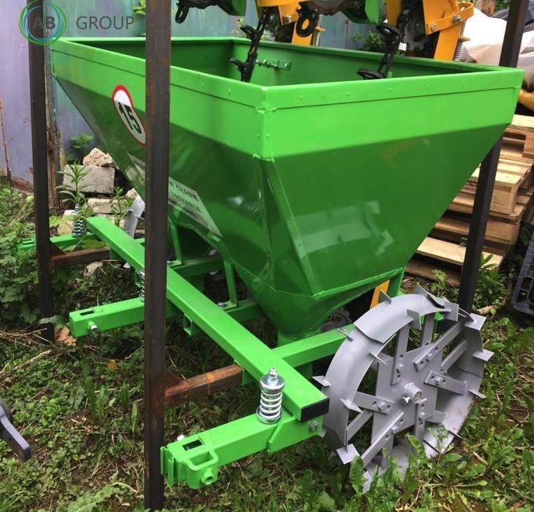 Bomet two-row potato planter Gemini S239/1 - Planteuse de pommes de terre: photos 3 Bomet two-row potato planter Gemini S239/1 - Planteuse de pommes de terre: photos 3