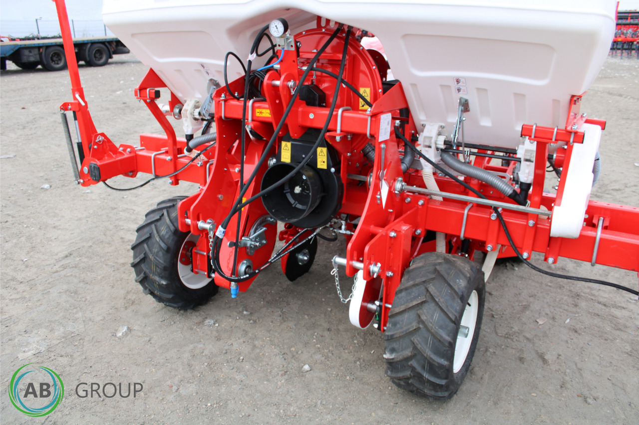 Four-row pneumatic precision seeder with depth fertilization Ozdoken VPTT - Semoir monograine: photos 5 Four-row pneumatic precision seeder with depth fertilization Ozdoken VPTT - Semoir monograine: photos 5