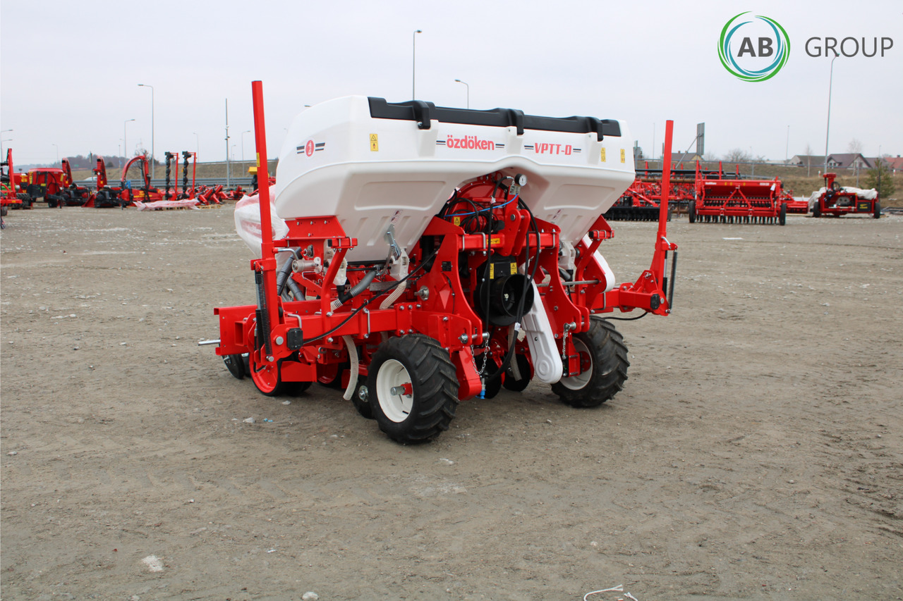 Four-row pneumatic precision seeder with depth fertilization Ozdoken VPTT - Semoir monograine: photos 1 Four-row pneumatic precision seeder with depth fertilization Ozdoken VPTT - Semoir monograine: photos 1