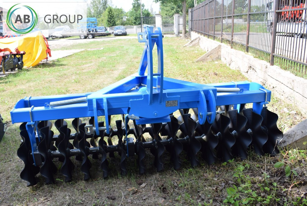 Inter-Tech front disc 2,5 m - Cover crop: photos 1 Inter-Tech front disc 2,5 m - Cover crop: photos 1