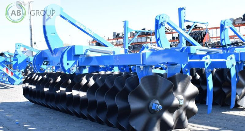 Inter-Tech front disc 3.0m with drag - Cover crop: photos 2 Inter-Tech front disc 3.0m with drag - Cover crop: photos 2